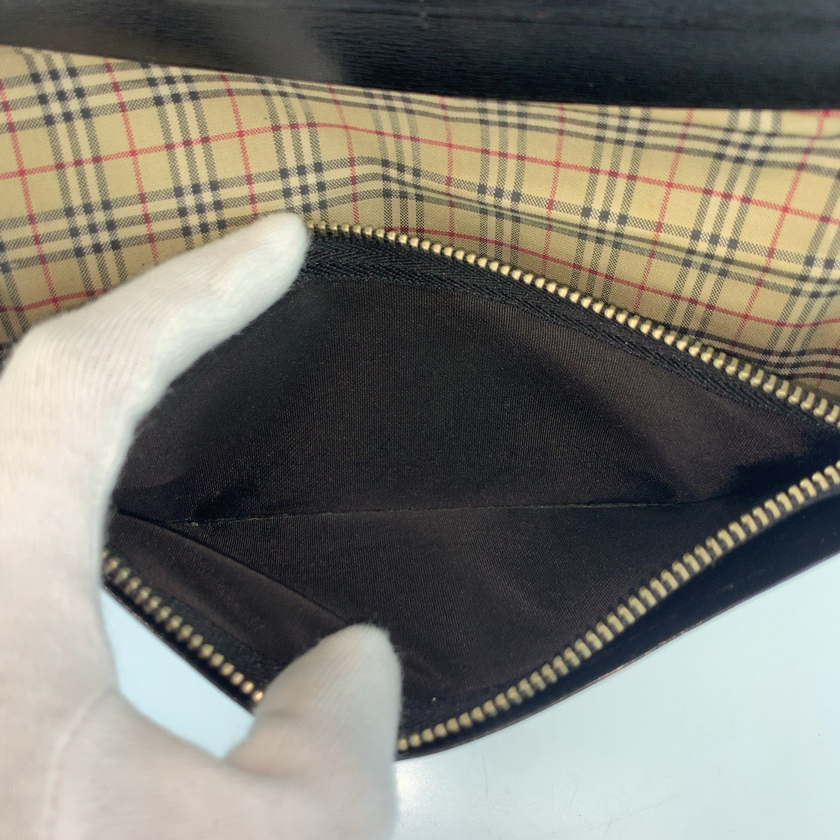 25425
BURBERRY バーバリー ヴィンテージ 中チェック柄 ブラック 黒 レザー 長財布 ロングウォレット メンズ ABP14