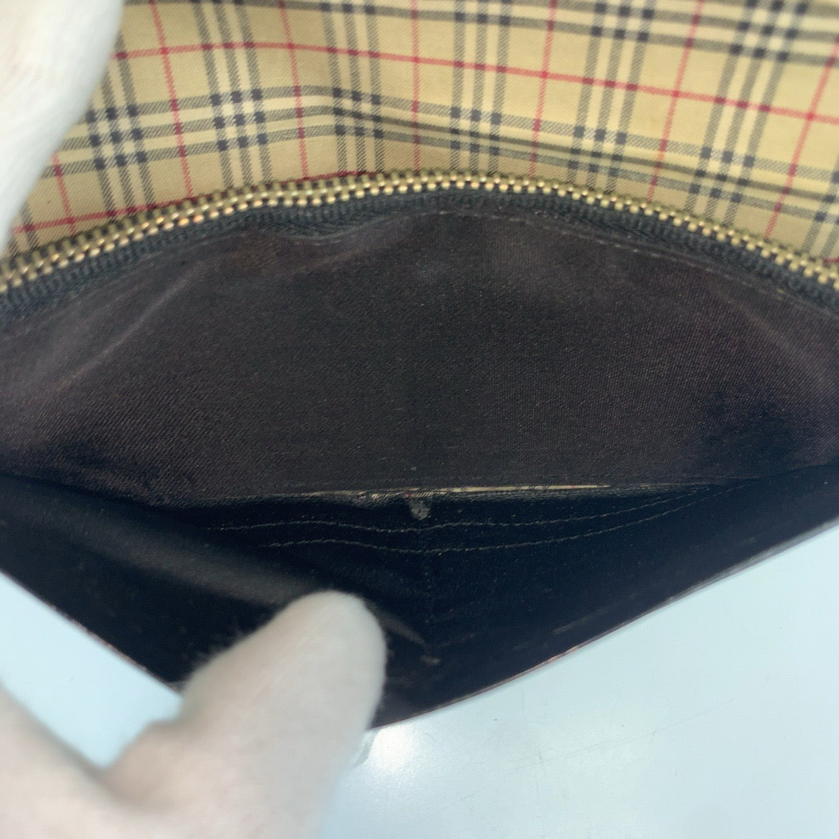 25425
BURBERRY バーバリー ヴィンテージ 中チェック柄 ブラック 黒 レザー 長財布 ロングウォレット メンズ ABP14