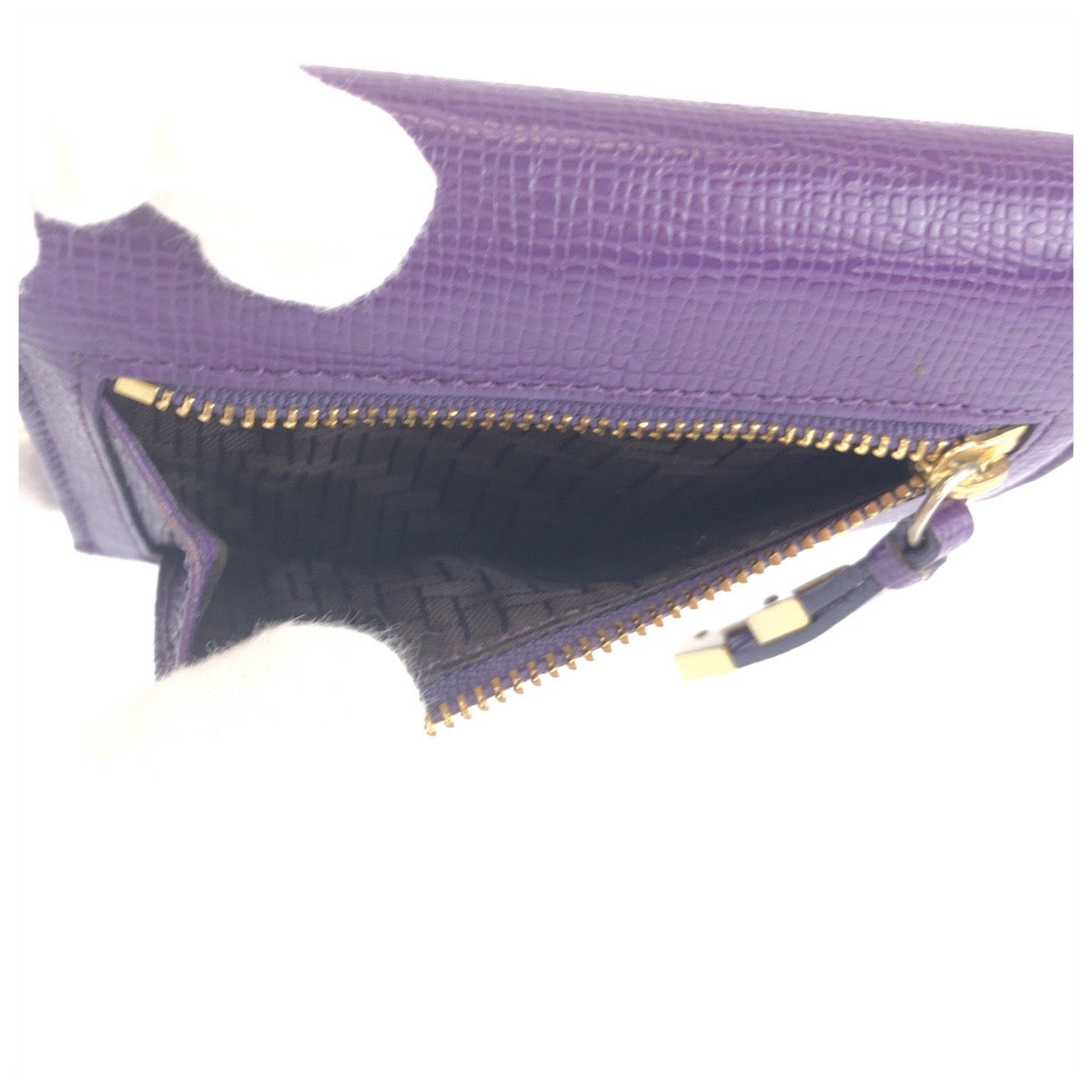 25435
COLE HAAN コールハーン パープル ゴールド金具 レザー B26483 折り財布 コンパクトウォレット レディース ABP1