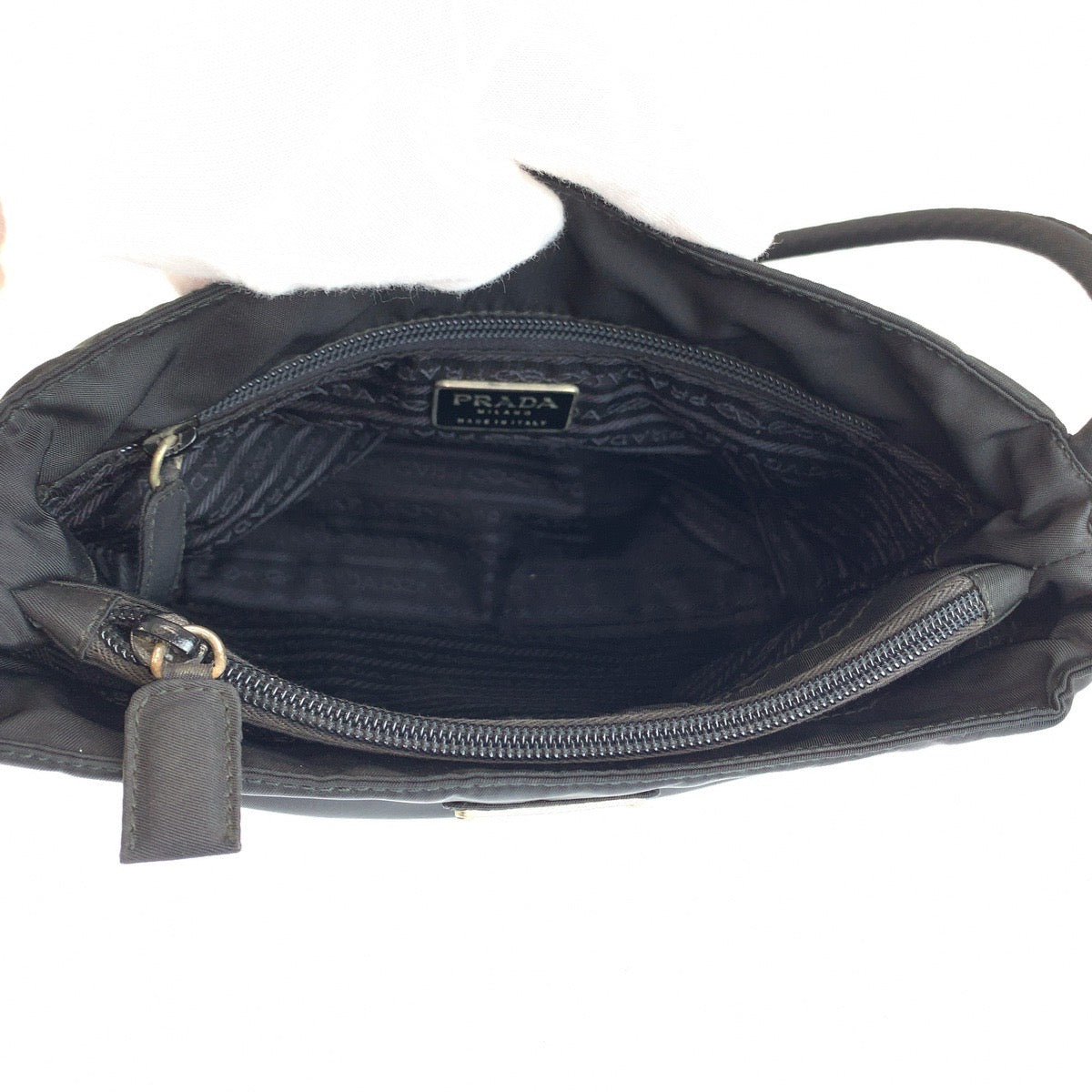 25463
PRADA プラダ テスート 三角ロゴプレート ブラック 黒 シルバー金具 ナイロン トートバッグ ショルダーバッグ レディース ABP30