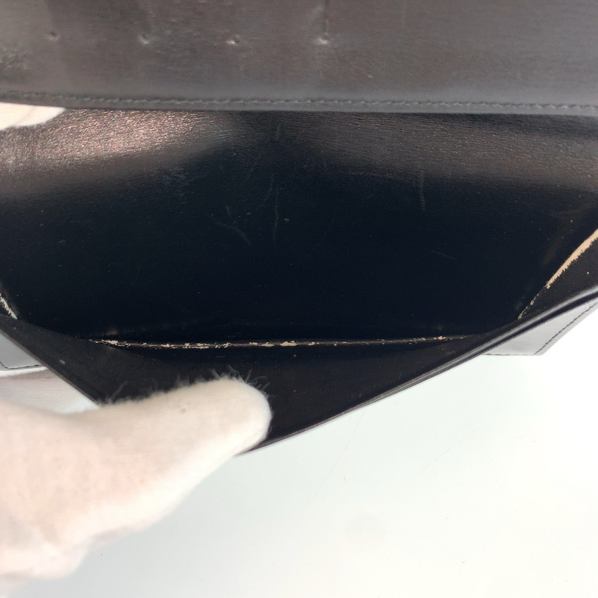 25478
LOUIS VUITTON ルイヴィトン エピ ポルトカルト クレディ ブラック 黒 レザー M63212 長財布 札入れ メンズ B7