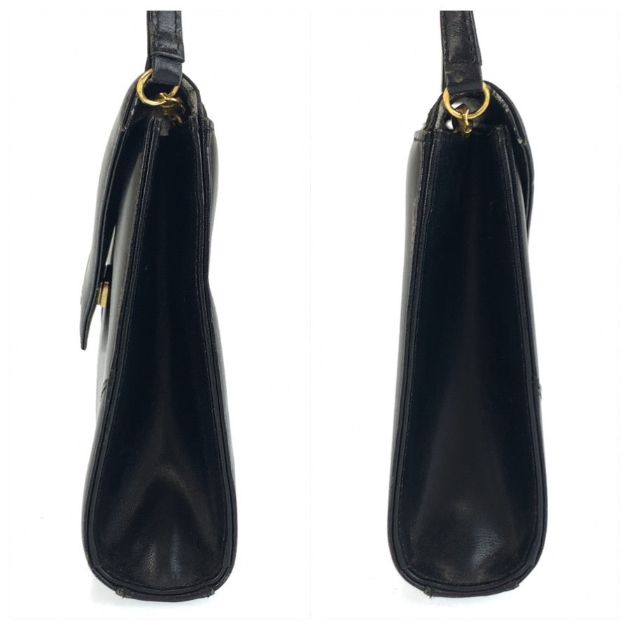 25492
GIVENCHY ジバンシィ ヴィンテージ ブラック 黒 ゴールド金具 レザー ショルダーバッグ ポシェット レディース B9