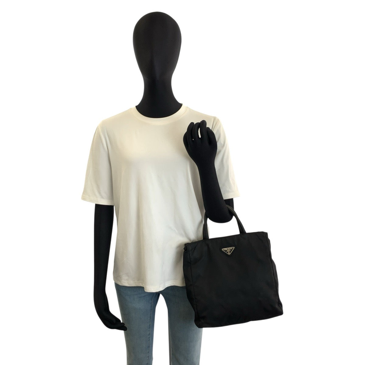 25523
PRADA プラダ テスート 三角ロゴプレート ブラック 黒 シルバー金具 ナイロン トートバッグ ハンドバッグ レディース B14