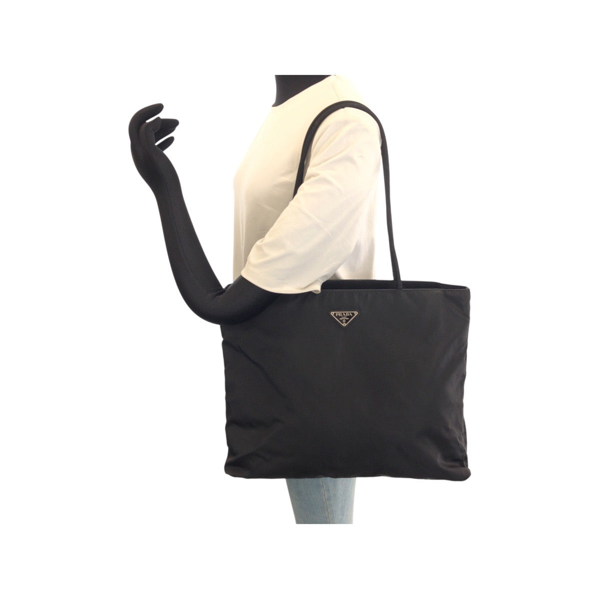 25525
PRADA プラダ テスート 三角ロゴプレート ブラック 黒 シルバー金具 ナイロン トートバッグ ショルダーバッグ レディース AB28