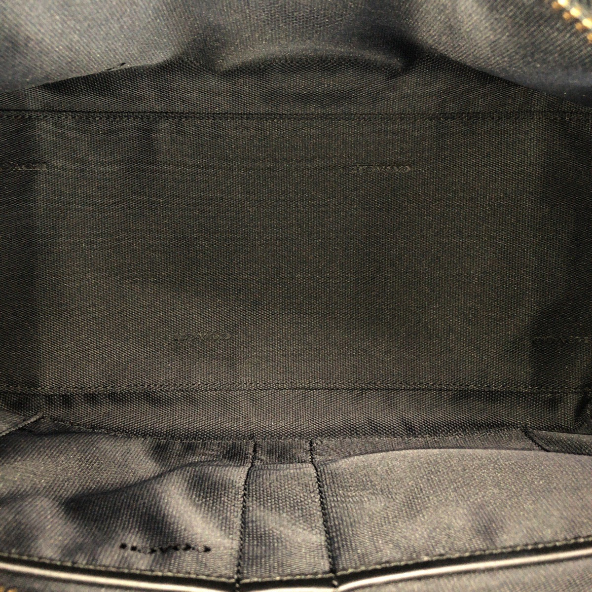 25530
COACH コーチ スワッガー 32 ２way ブラック 黒 ゴールド金具 レザー 34408 ハンドバッグ ショルダーバッグ レディース A21