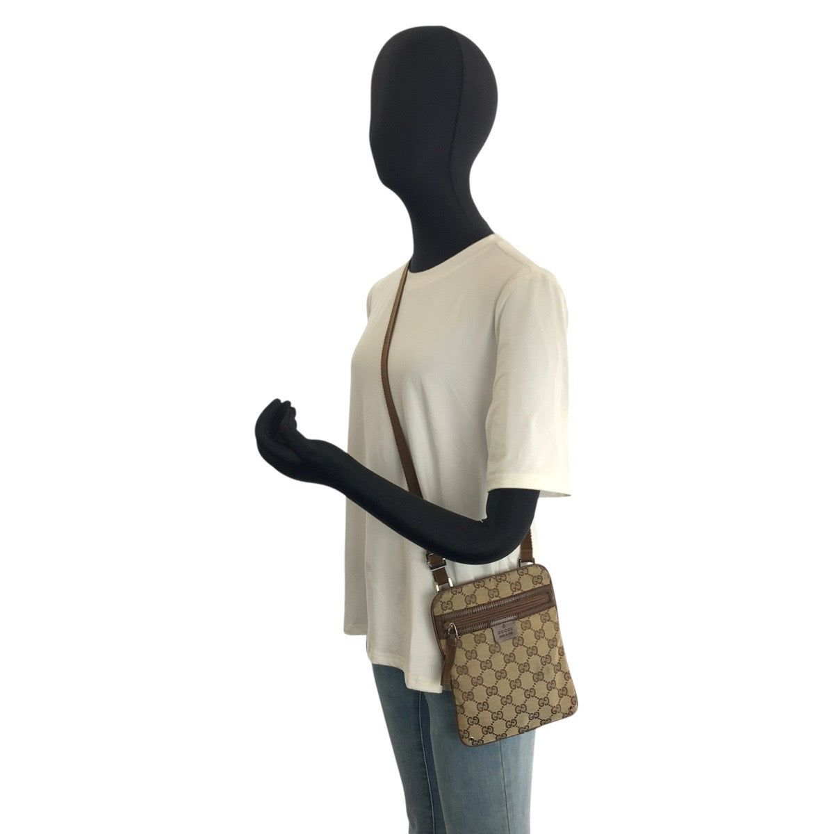 25532
GUCCI グッチ ブラウン ベージュ GGキャンバス / レザー 90479 ショルダーバッグ ポシェット レディース B14