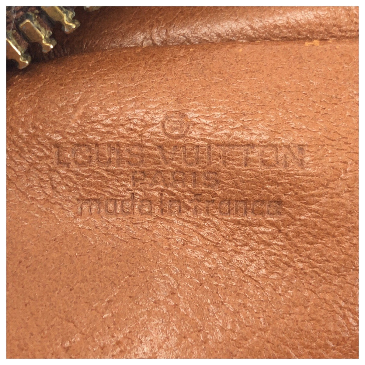 25533
LOUIS VUITTON ルイヴィトン モノグラム ミニ アマゾン ブラウン シルバー金具 PVC M45238 ショルダーバッグ ポシェット レディース AB28