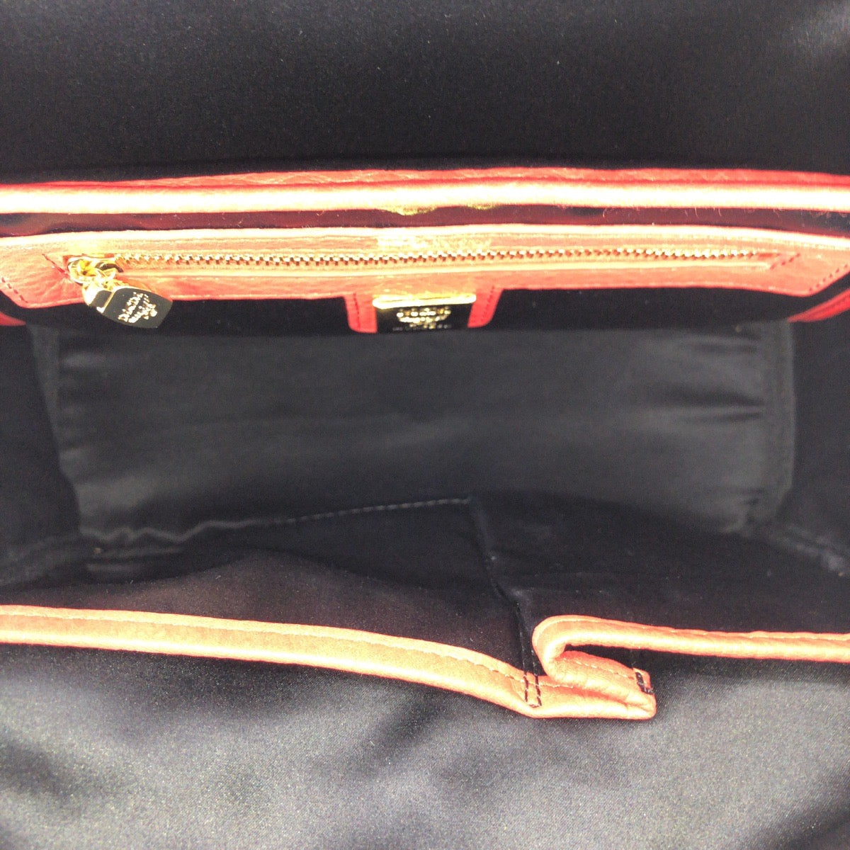 25551
MCM エム シー エム Stark スタッズ レッド ゴールド金具 レザー / ラインストーン MWK4SVE06RP001 リュックサック バックパック レディース ABP42