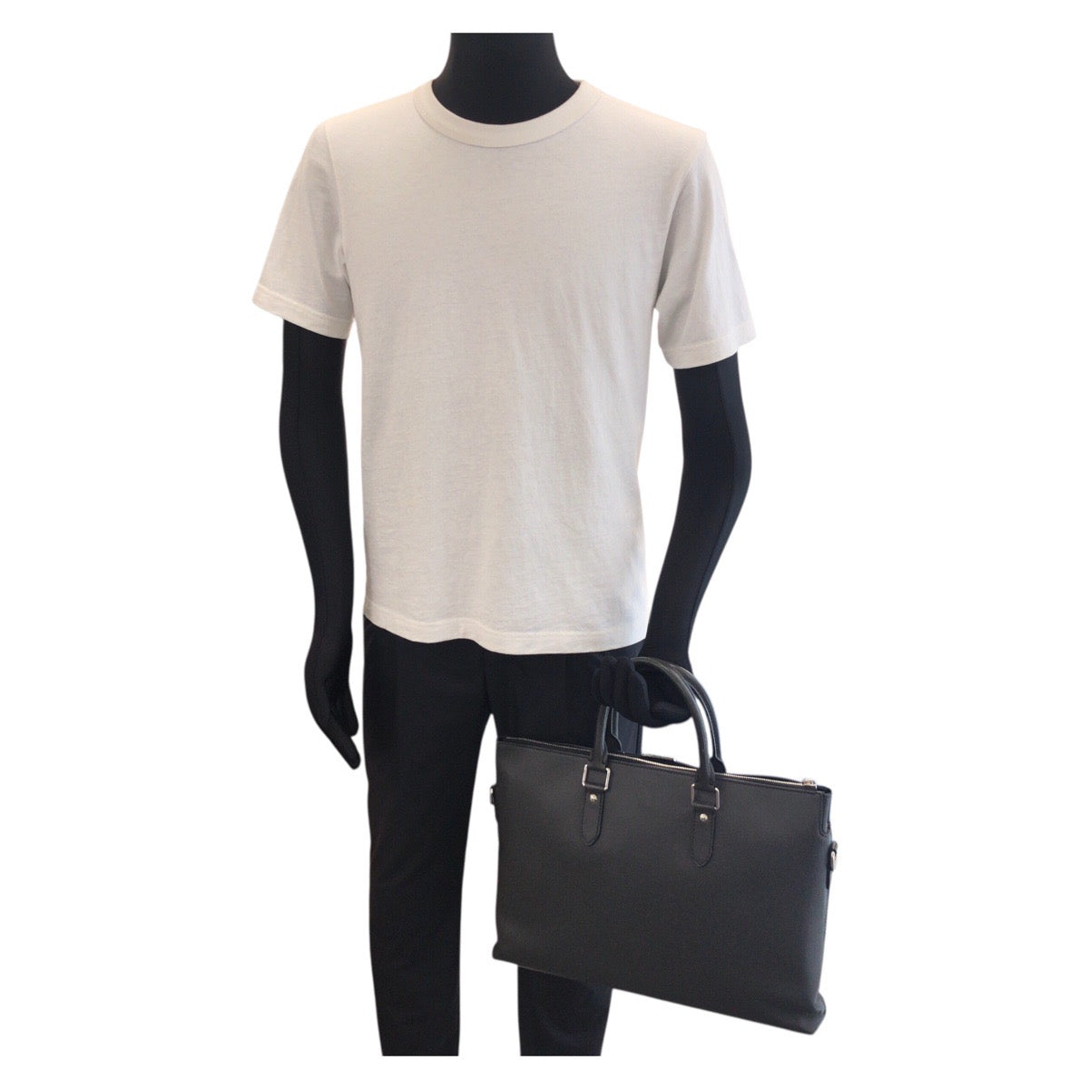25561
LOUIS VUITTON ルイヴィトン タイガ アントン ブラック 黒 シルバー金具 レザー M33416 ビジネスバッグ ブリーフケース メンズ ABP56