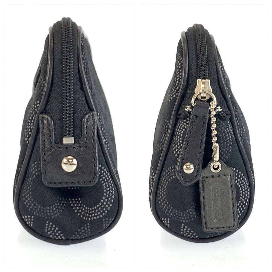 25598
COACH コーチ オプアート ブラック 黒 シルバー金具 ナイロン ポーチ メイクポーチ レディース A1