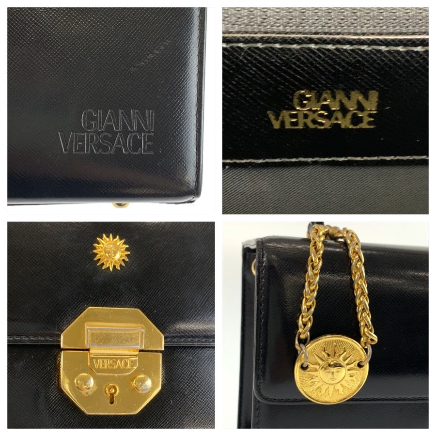 25650
VERSACE ヴェルサーチ サンバースト ブラック 黒 ゴールド金具 パテントレザー ハンドバッグ バニティバッグ レディース ABP35
