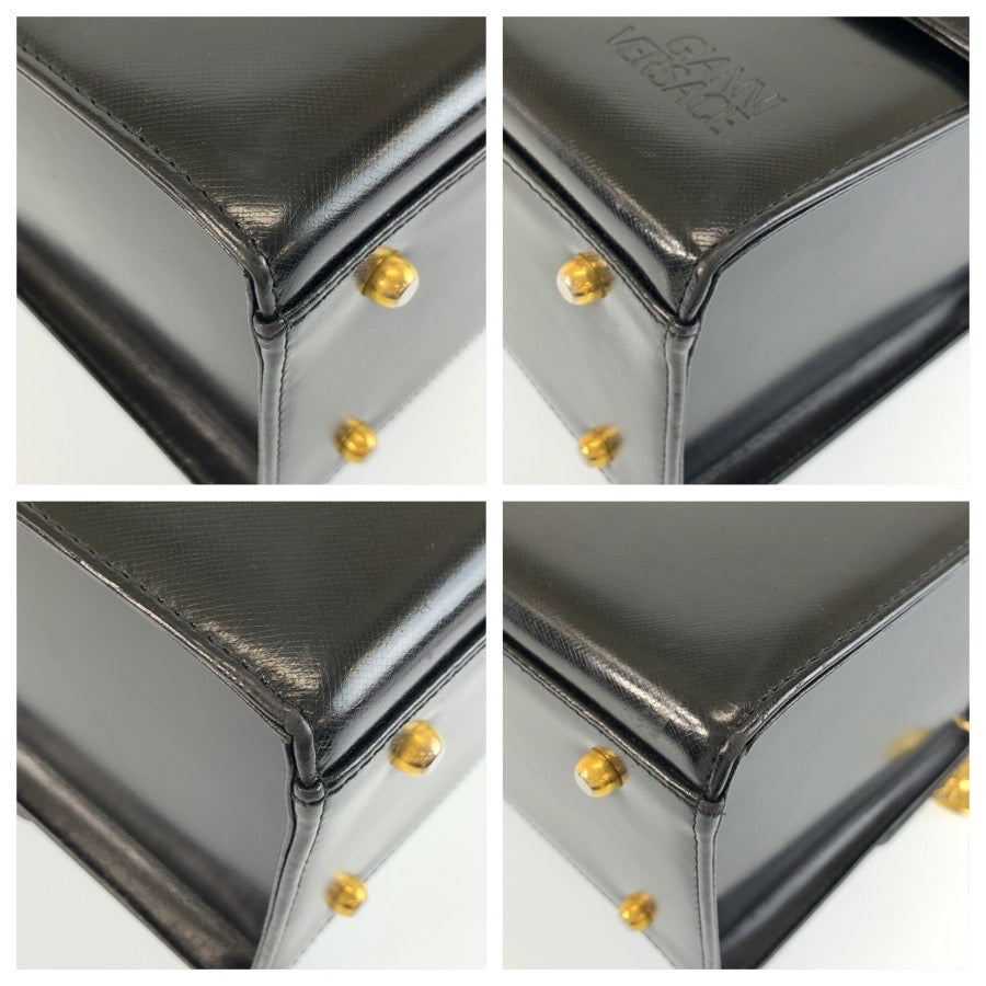 25650
VERSACE ヴェルサーチ サンバースト ブラック 黒 ゴールド金具 パテントレザー ハンドバッグ バニティバッグ レディース ABP35