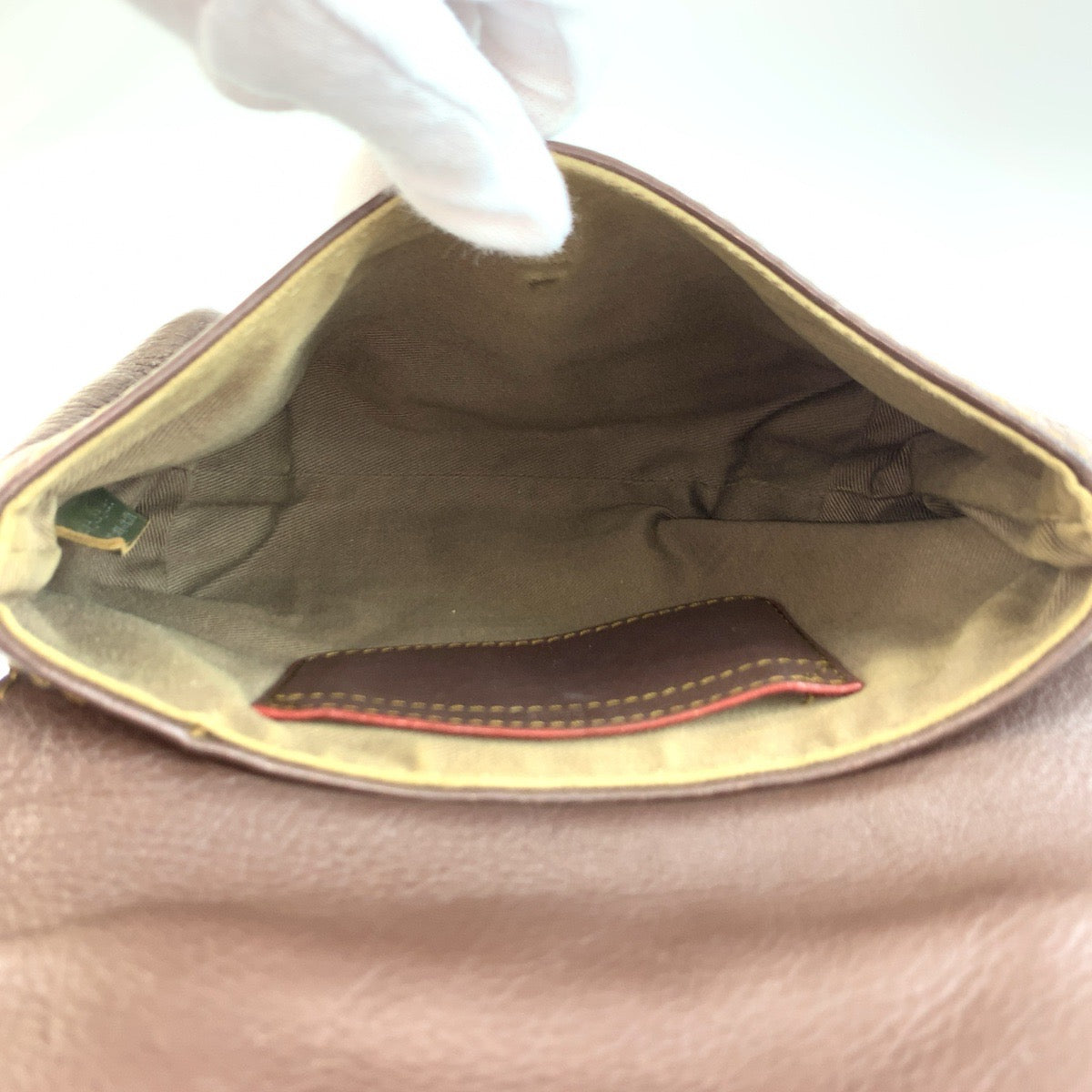 25658
Chloe クロエ マーシー ブラウン ゴールド金具 レザー ショルダーバッグ ポシェット レディース AB28