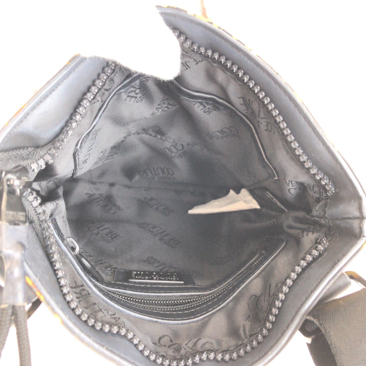 25662
Versace Jeans ヴェルサーチ ジーンズ クチュール ブラック イエロー ナイロン ショルダーバッグ サコッシュ レディース ABP17