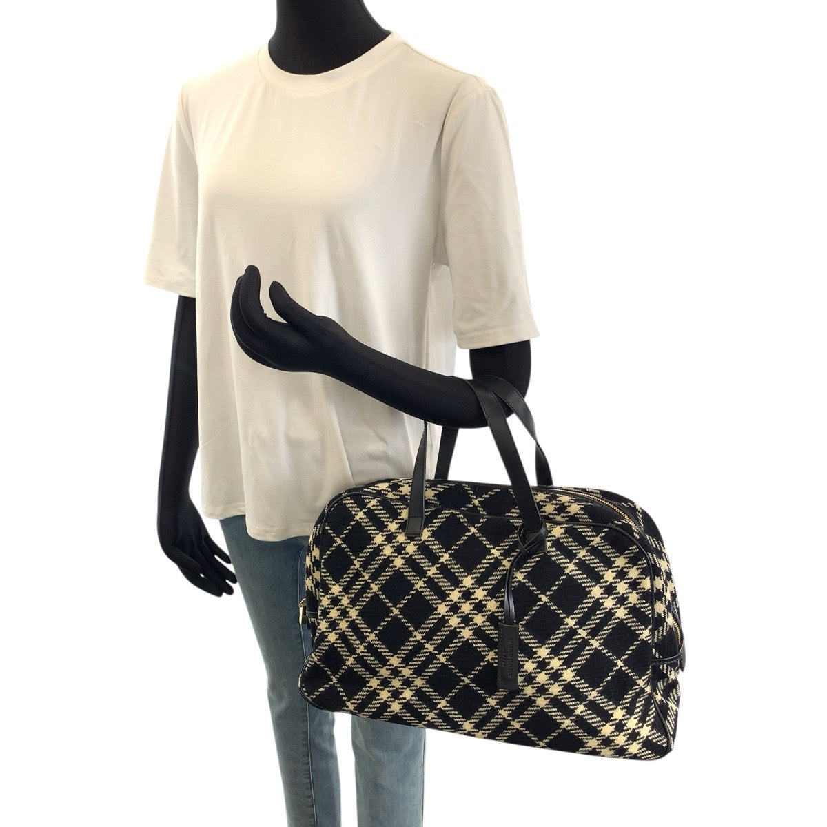 25683
BURBERRY バーバリー チェック柄 ブラック オフホワイト ゴールド金具 ウール / レザー ハンドバッグ ミニボストンバッグ レディース ABP28