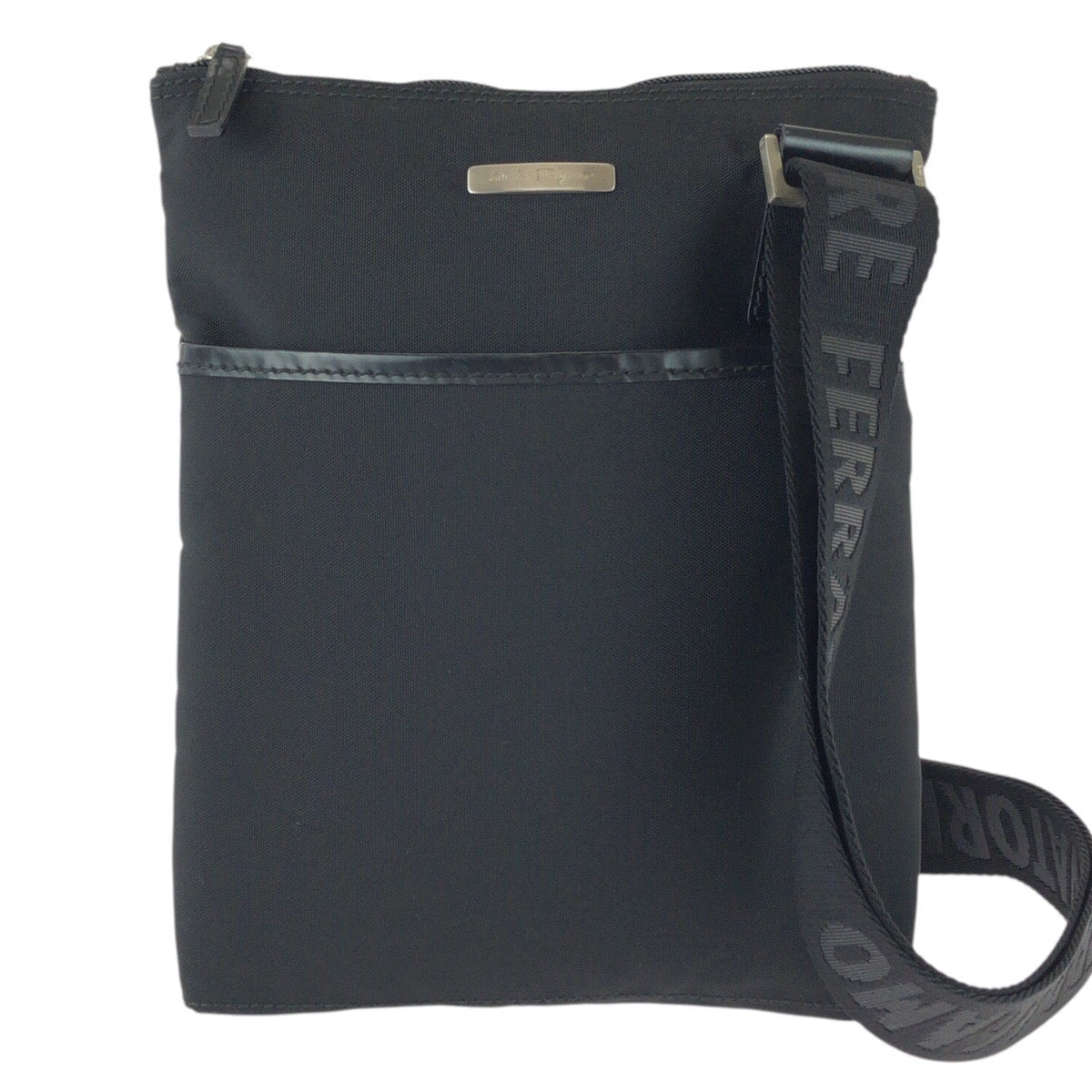 25689
Salvatore Ferragamo サルヴァトーレフェラガモ スポーツライン ブラック 黒 シルバー金具 ナイロン / レザー GA-248618 ショルダーバッグ 男女兼用 レディース A28