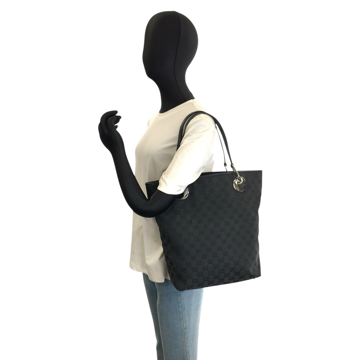 25691
GUCCI グッチ ブラック 黒 シルバー金具 GGキャンバス 120836 トートバッグ ショルダーバッグ レディース AB28