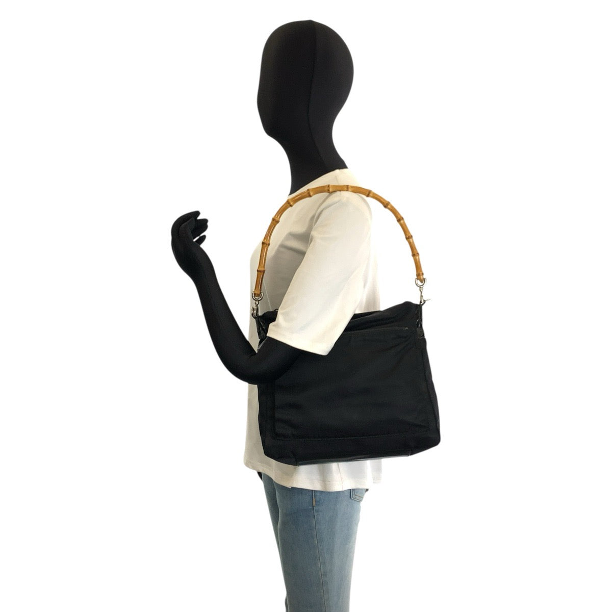 25697
GUCCI グッチ バンブー ブラック 黒 シルバー金具 ナイロン 000 0509 200 159 ショルダーバッグ レディース AB21