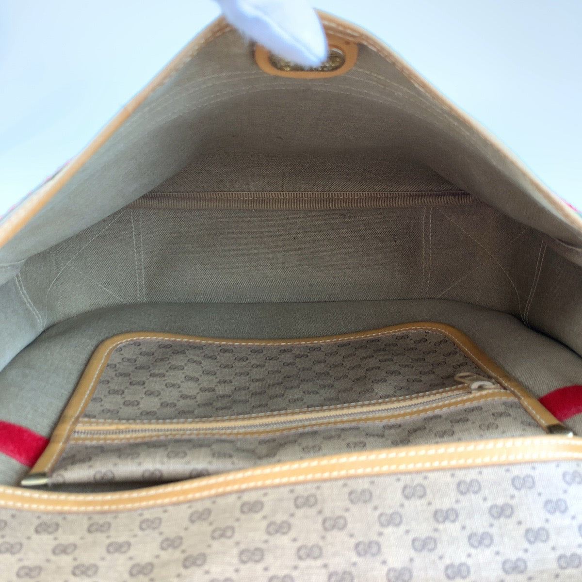 25700
GUCCI グッチ ヴィンテージ マイクロGG シェリーライン ベージュ GGスプリームキャンバス 019 43 0091 ショルダーバッグ 男女兼用 レディース AB28