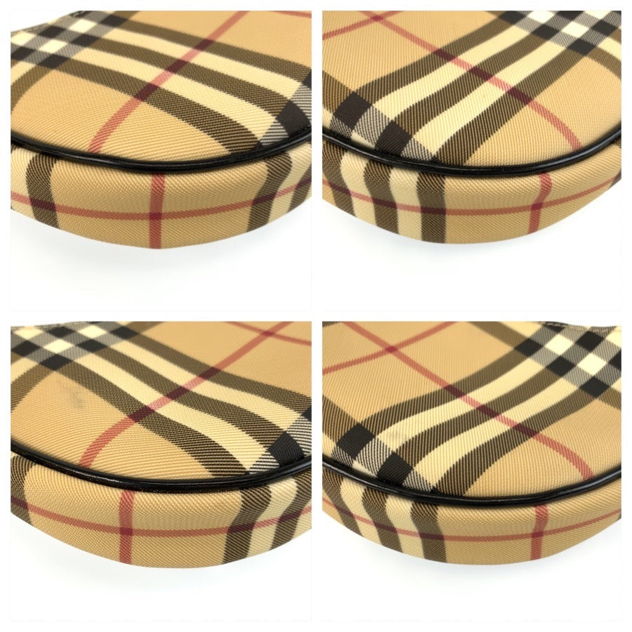 25701
BURBERRY バーバリー チェック柄 ベージュ ブラック シルバー金具 PVC ハンドバッグ ミニホーボー アクセサリーポーチ レディース ABP42