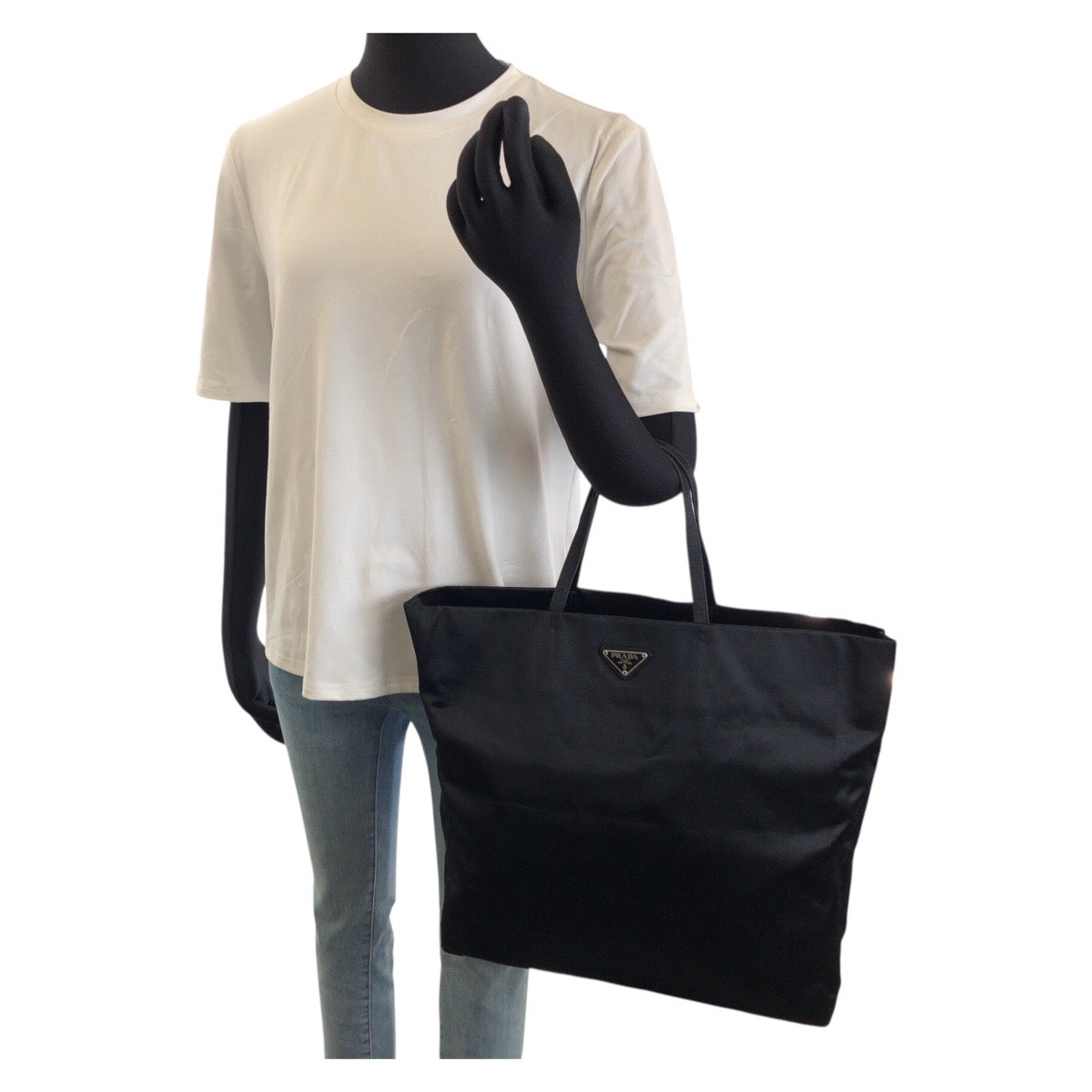 25703
PRADA プラダ 三角ロゴプレート ブラック 黒 シルバー金具 サテン トートバッグ ハンドバッグ レディース ABP35