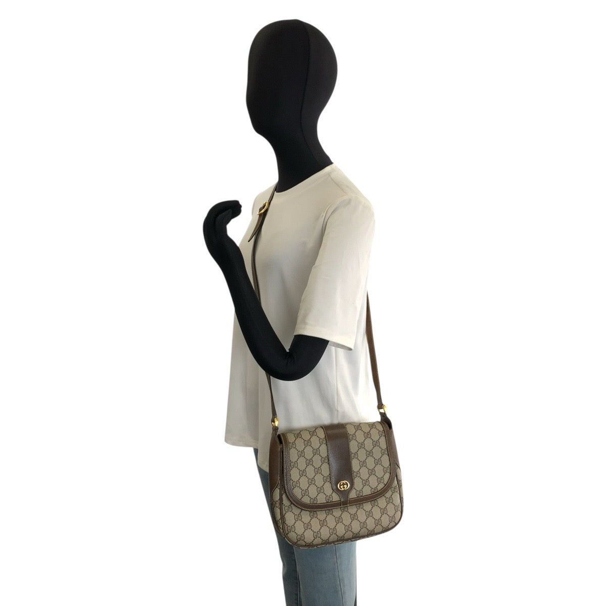 25718
GUCCI グッチ ヴィンテージ ベージュ ブラウン ゴールド金具 GGスプリームキャンバス / レザー 001 115 4425 ショルダーバッグ ポシェット レディース AB30