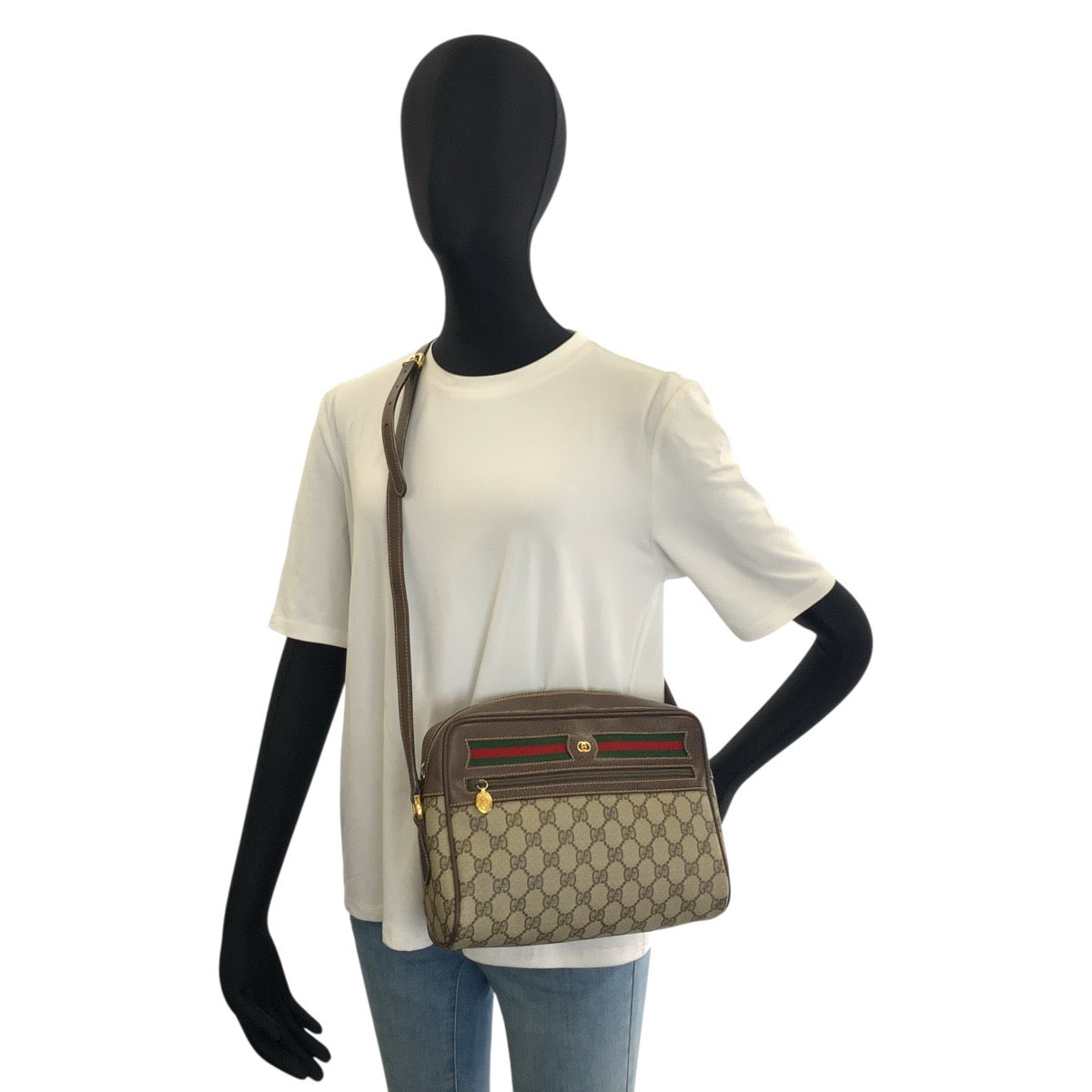 25724
GUCCI グッチ ヴィンテージ シェリーライン ベージュ ブラウン ゴールド金具 GGスプリームキャンバス / レザー 001 113 6472 ショルダーバッグ ポシェット レディース ABP42