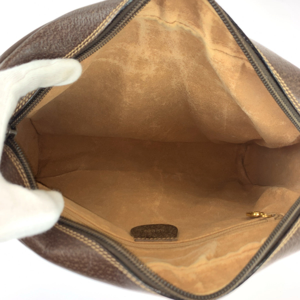 25724
GUCCI グッチ ヴィンテージ シェリーライン ベージュ ブラウン ゴールド金具 GGスプリームキャンバス / レザー 001 113 6472 ショルダーバッグ ポシェット レディース ABP42