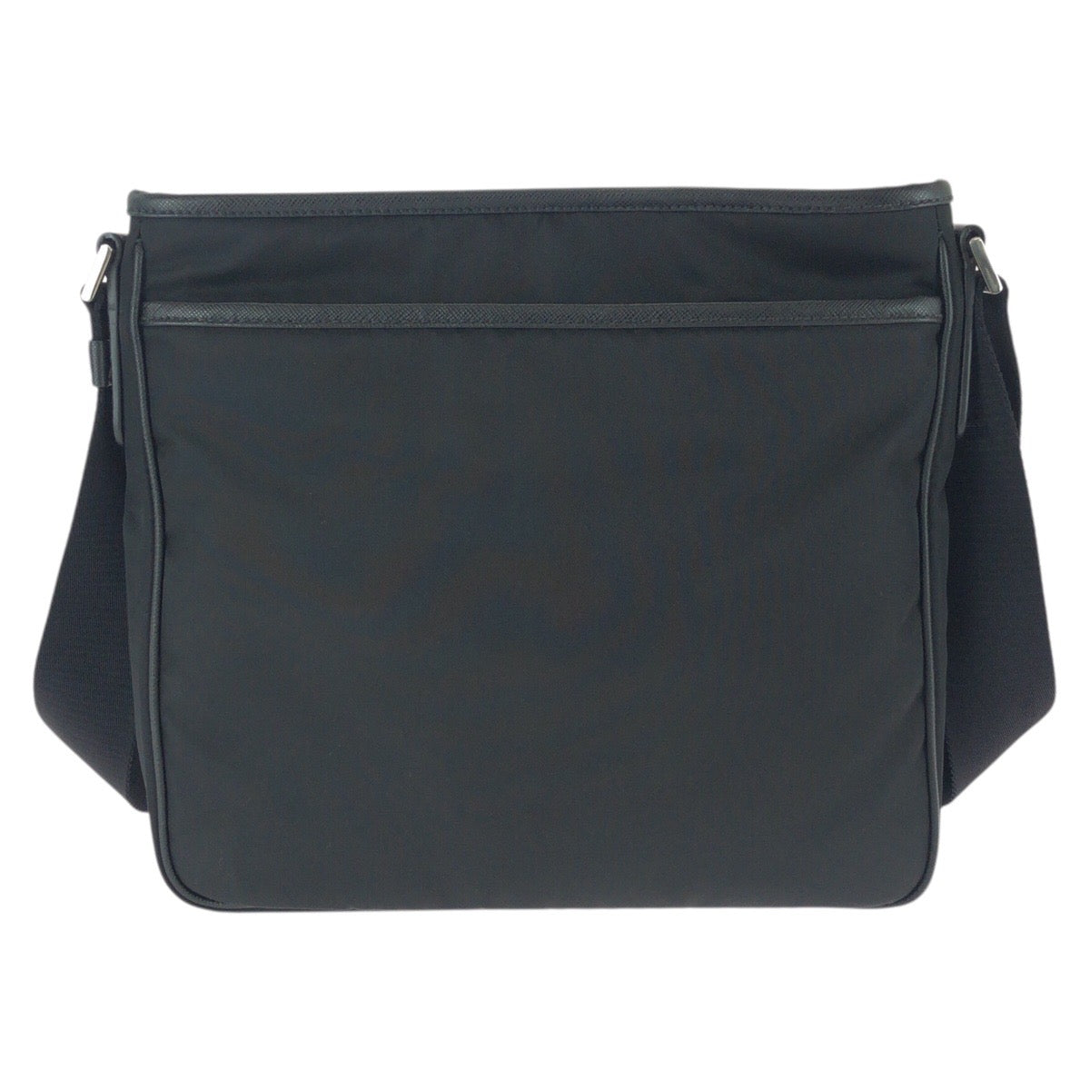 25731
PRADA プラダ テスート サフィアーノ 三角ロゴプレート ブラック 黒 シルバー金具 ナイロン / レザー ショルダーバッグ メッセンジャーバッグ メンズ A56