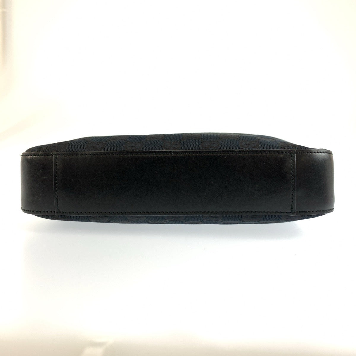 25733
GUCCI グッチ ブラック 黒 シルバー金具 GGキャンバス / レザー 001 3812 ショルダーバッグ レディース AB35
