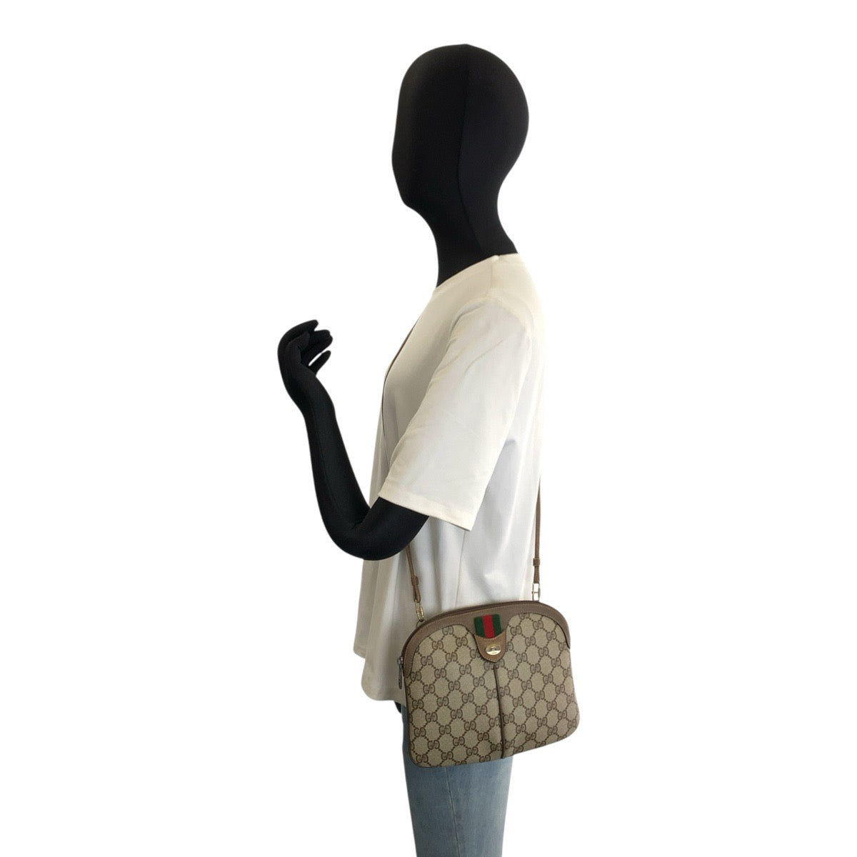 25744
GUCCI グッチ ヴィンテージ シェリーライン ベージュ GGスプリームキャンバス / レザー 904 02 047 ショルダーバッグ ポシェット レディース AB28