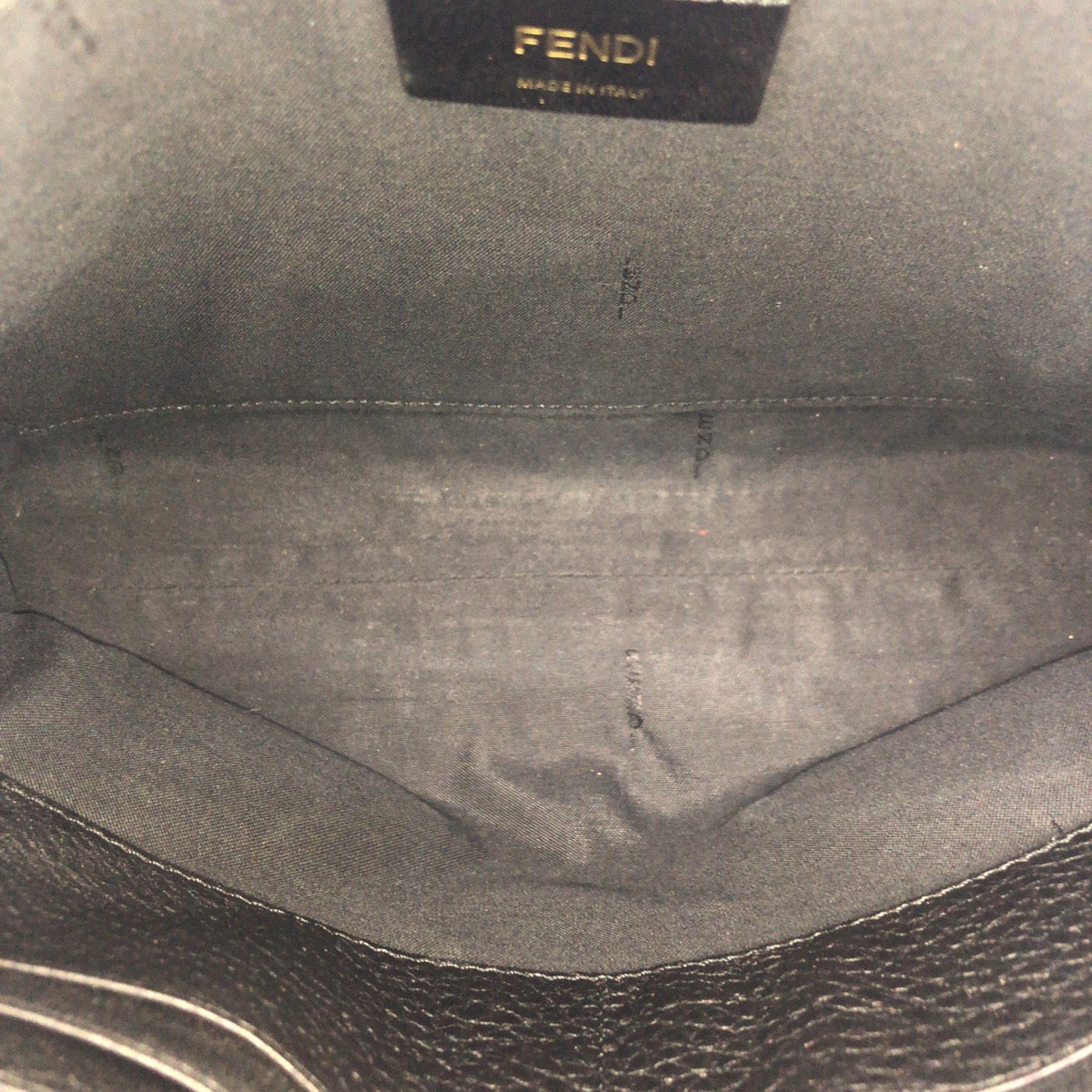 25754
FENDI フェンディ バッグ バグズ モンスター ブラック 黒 ゴールド金具 レザー 7VA433 クラッチバッグ セカンドバッグ メンズ A35