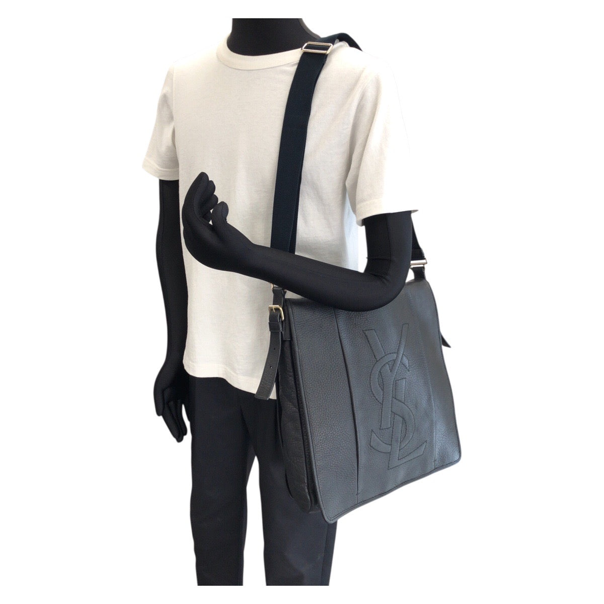 25768
YVES SAINT LAURENT イヴ サンローラン ヴィンテージ YSL ブラック ネイビー ゴールド金具 レザー ショルダーバッグ メッセンジャーバッグ メンズ ABP74