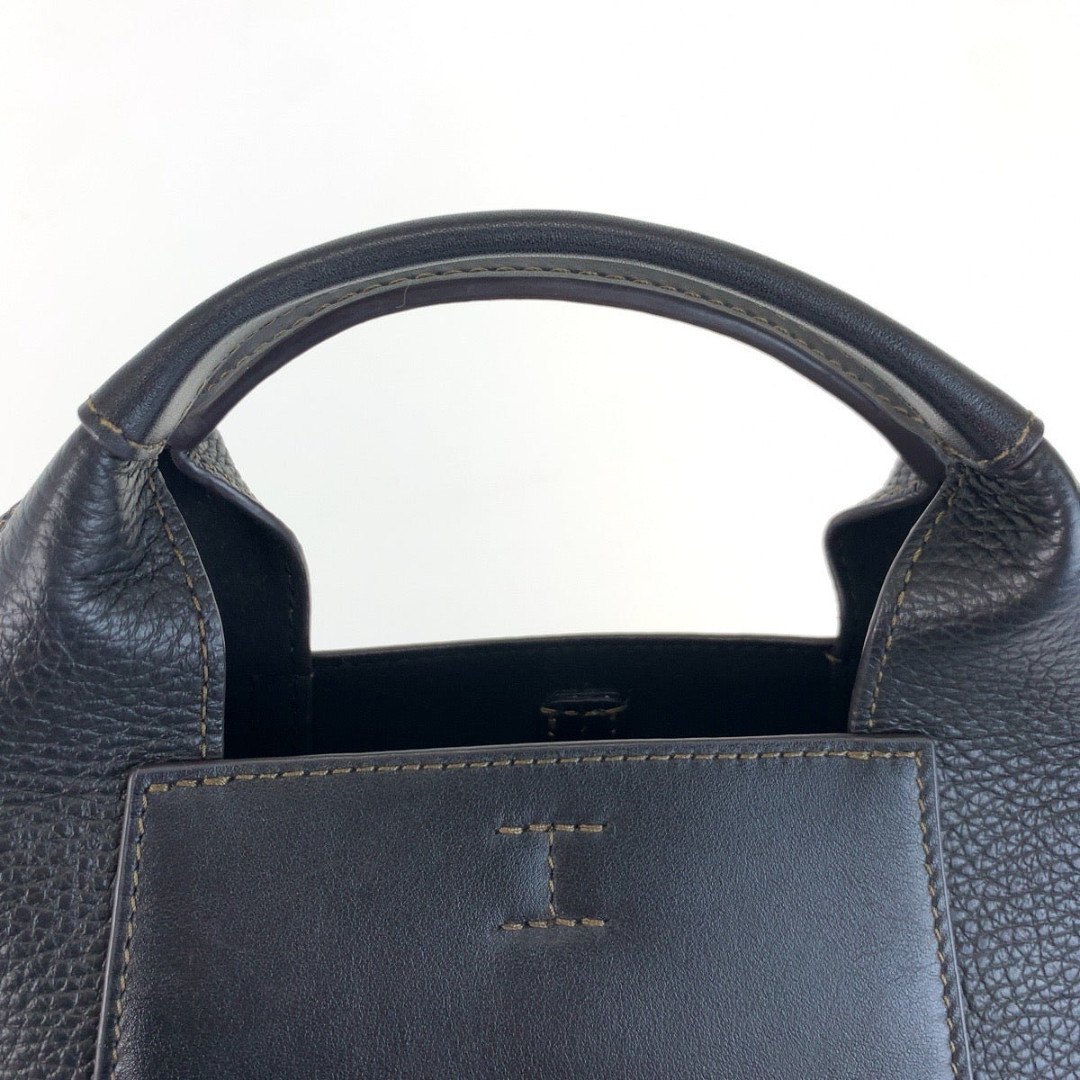 25772
Furla フルラ ジルダ ブラック 黒 ゴールド金具 レザー FP/2022/1305/46 ハンドバッグ レディース A14