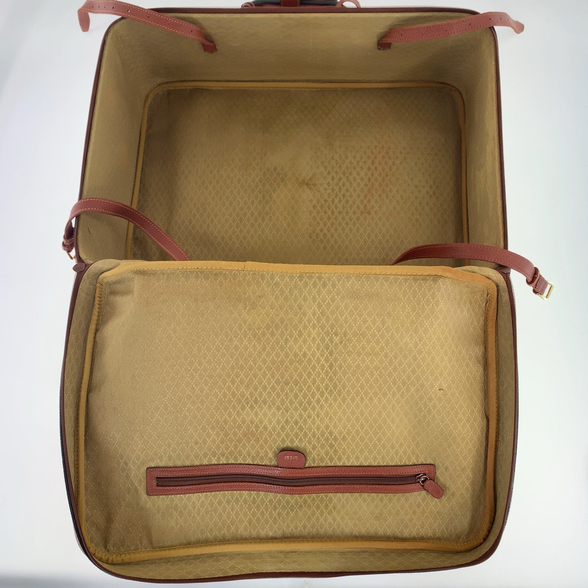 25774
GUCCI グッチ ヴィンテージ オールドグッチ ブラウン ゴールド金具 レザー 010 123 0204 55 スーツケース ブリーフケース ボストンバッグ レディース AB49
