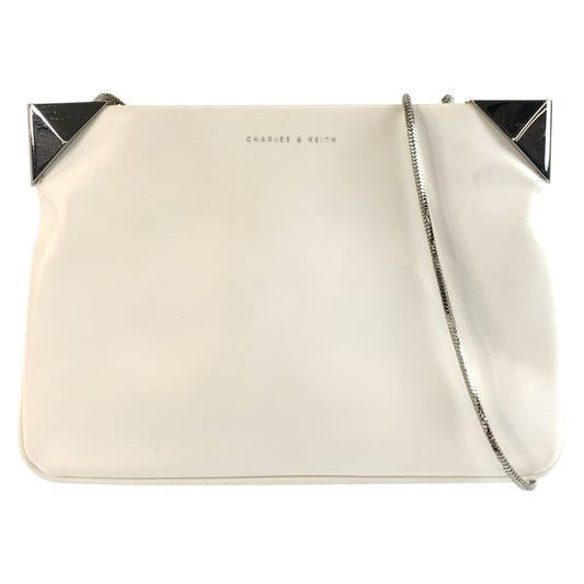 25781
CHARLES＆KEITH チャールズ＆キース ホワイト シルバー金具 ポリウレタン / ポリエステル 70840017 ショルダーバッグ ポシェット レディース AB3