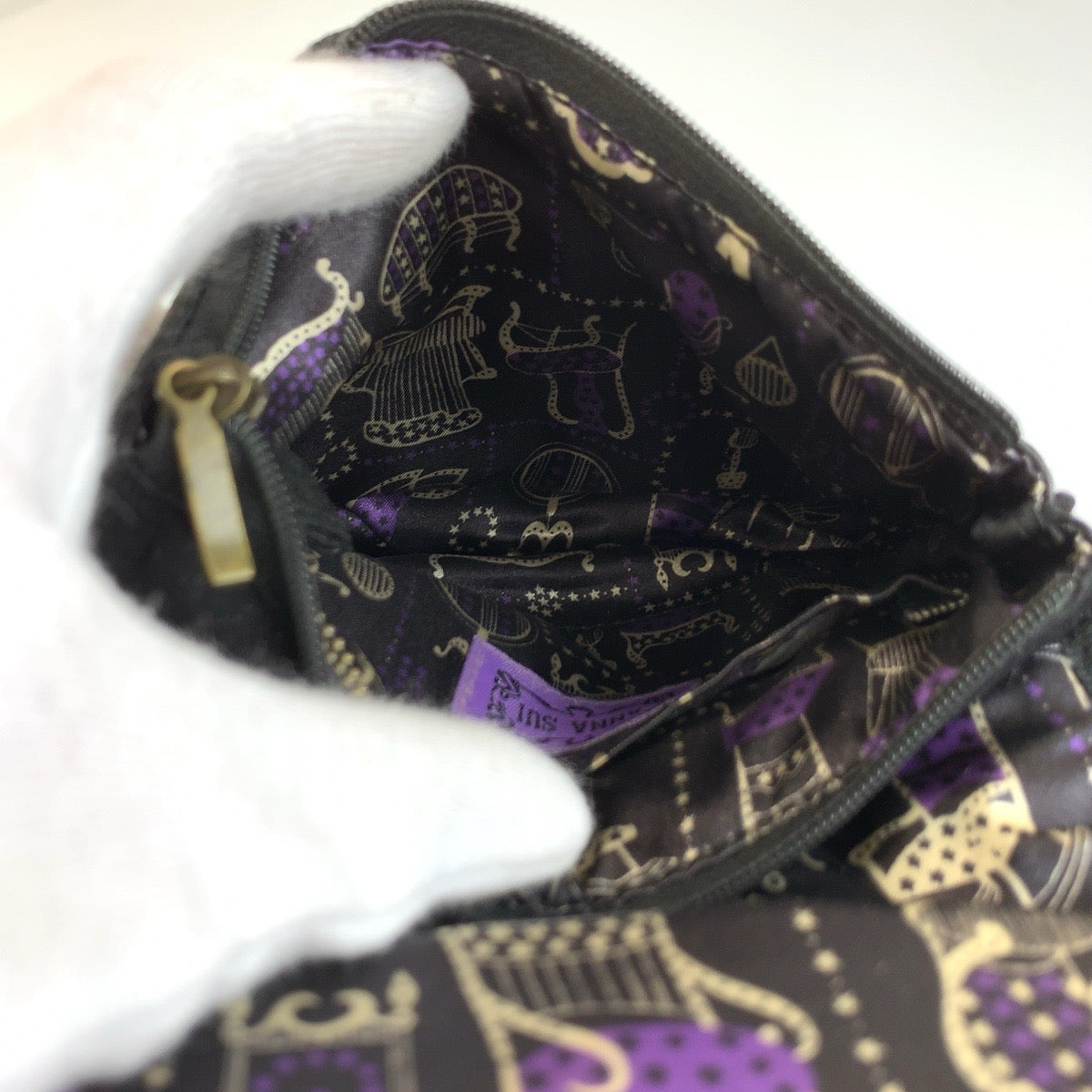 25790
ANNA SUI アナスイ スパンコール ミラー付き ブラック 黒 ポリエステル ポーチ コスメポーチ レディース A1