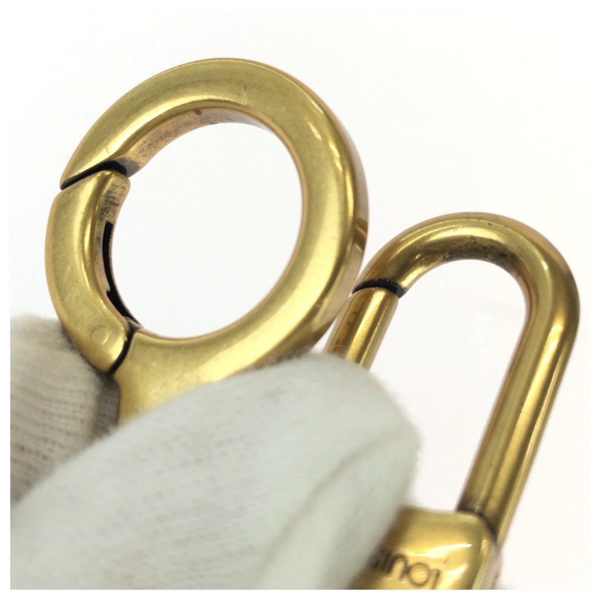 25855
LOUIS VUITTON ルイヴィトン チェーン ターコイズロデオ ホワイト ブルー ゴールド金具 メタル M02097 チャーム バッグチャーム ウエストチェーン メンズ A105