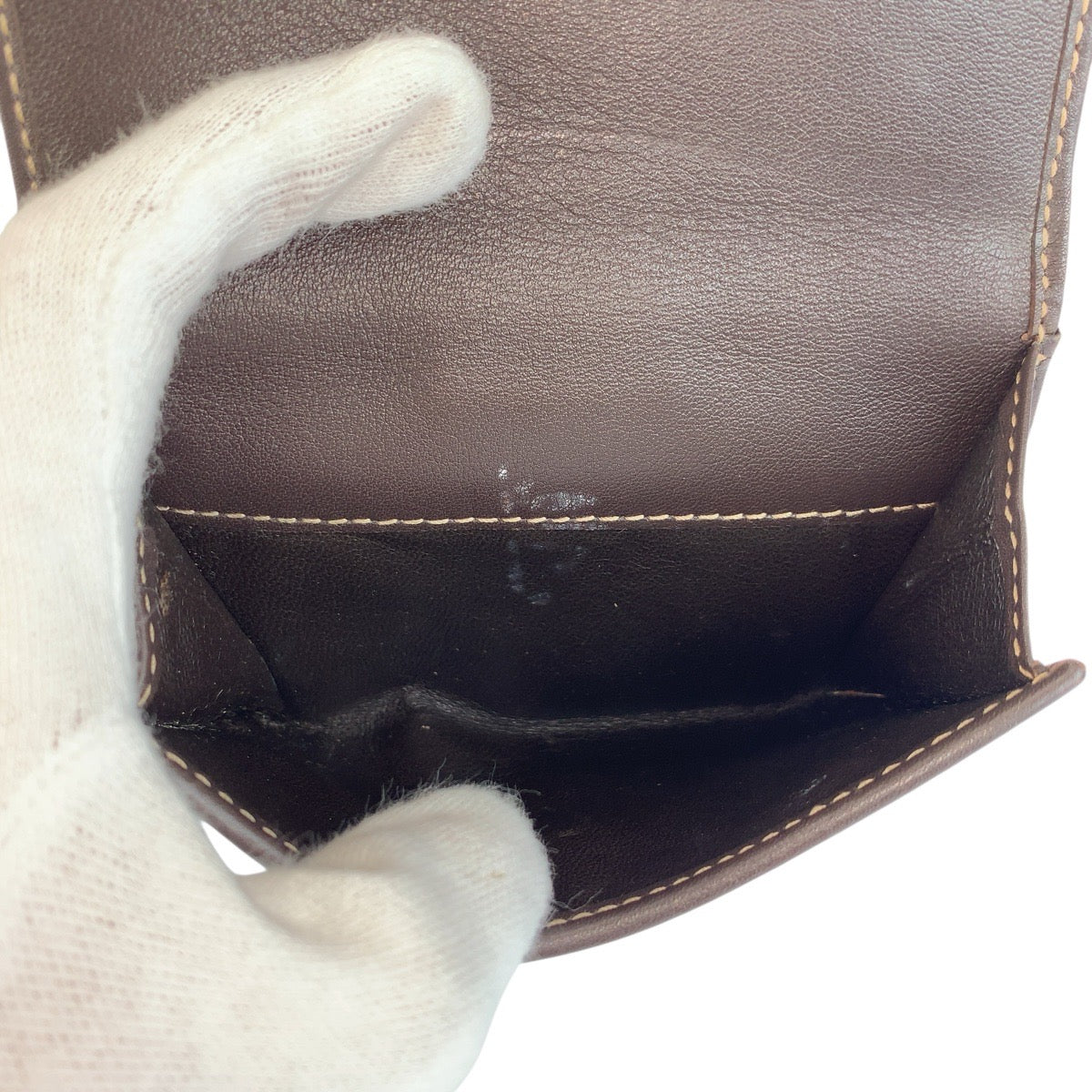 25869
GUCCI グッチ ラブリー ブラウン ベージュ ゴールド金具 GGキャンバス / レザー 245727 折財布 コンパクトウォレット レディース B3