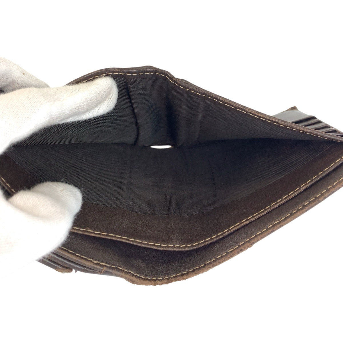 25869
GUCCI グッチ ラブリー ブラウン ベージュ ゴールド金具 GGキャンバス / レザー 245727 折財布 コンパクトウォレット レディース B3
