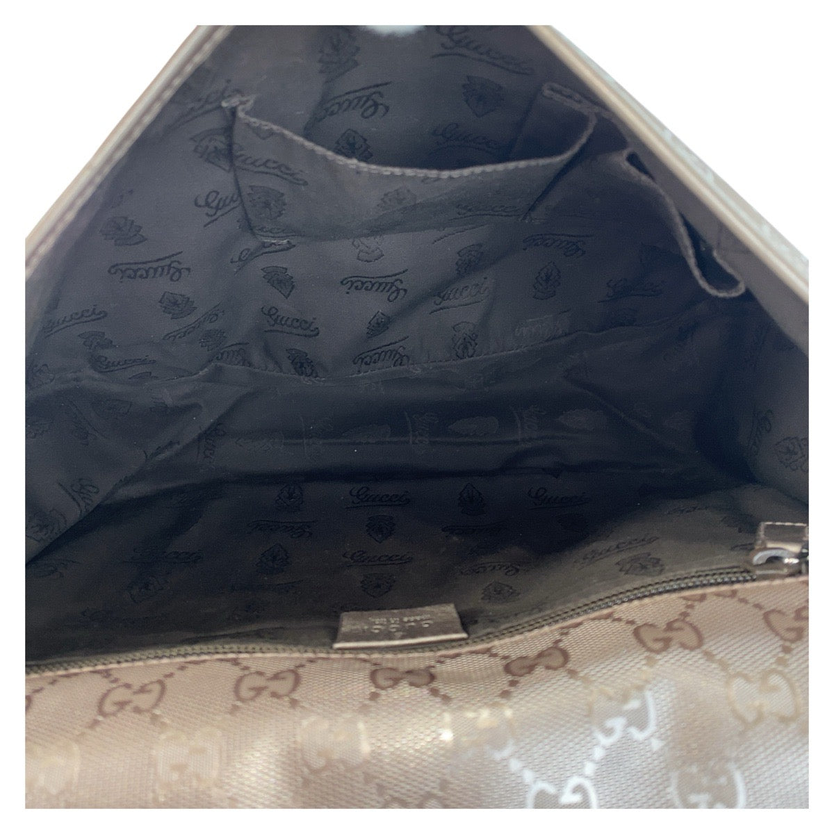 25890
GUCCI グッチ GGインプリメ メタリックブラウン シルバー金具 PVC 201732 ショルダーバッグ メッセンジャーバッグ レディース ABP43