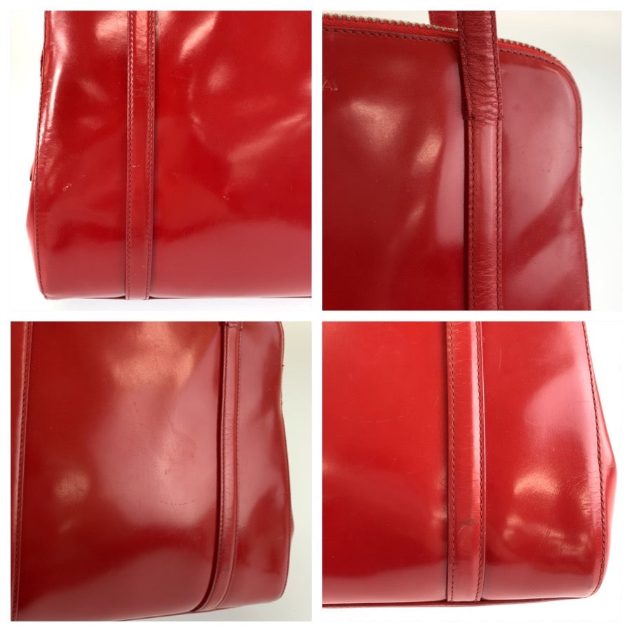 25905
PRADA プラダ レッド シルバー金具 パテントレザー ハンドバッグ トートバッグ レディース AB35
