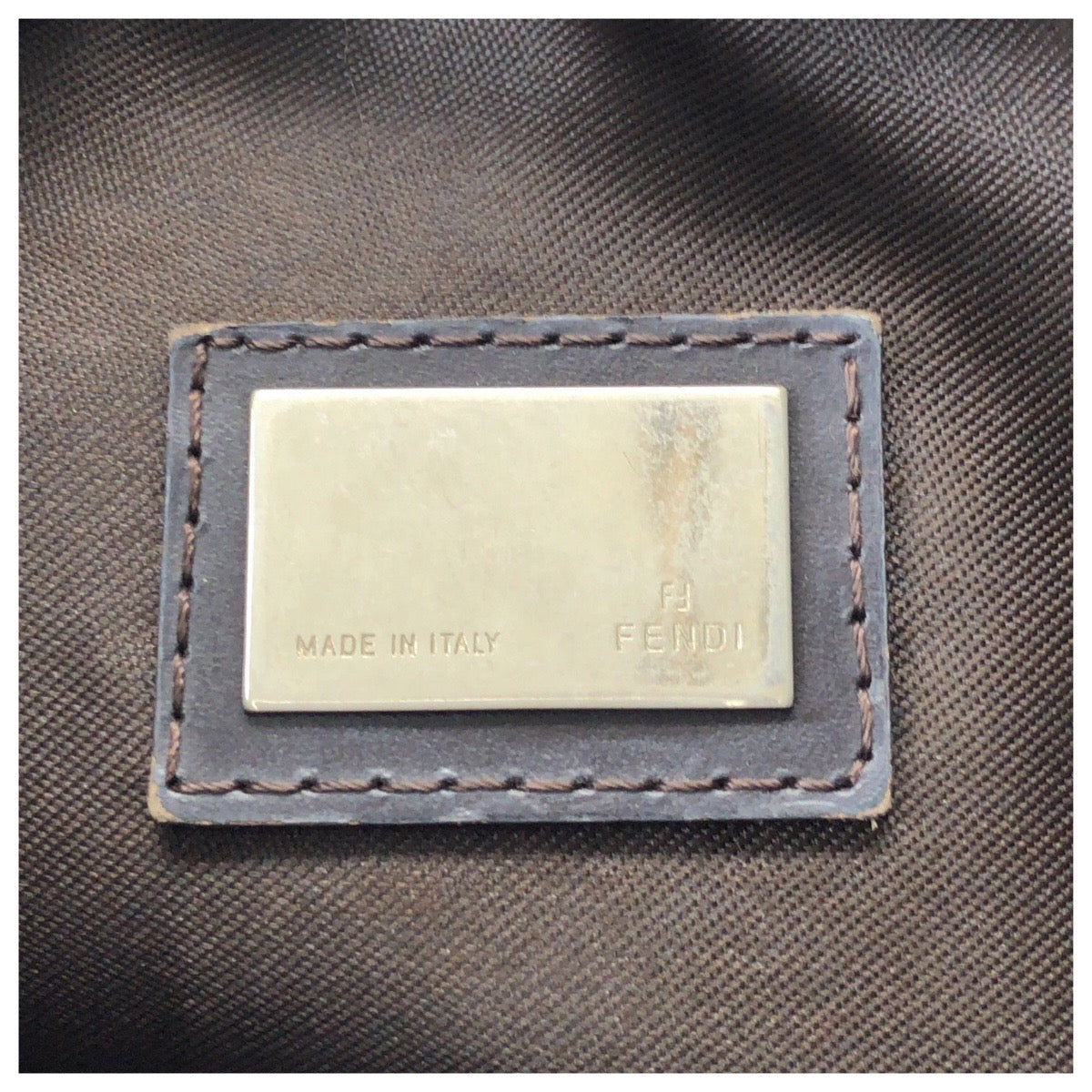 25906
FENDI フェンディ ズッカ ブラウン ダークブラウン キャンバス / レザー トートバッグ ショルダーバッグ レディース AB38
