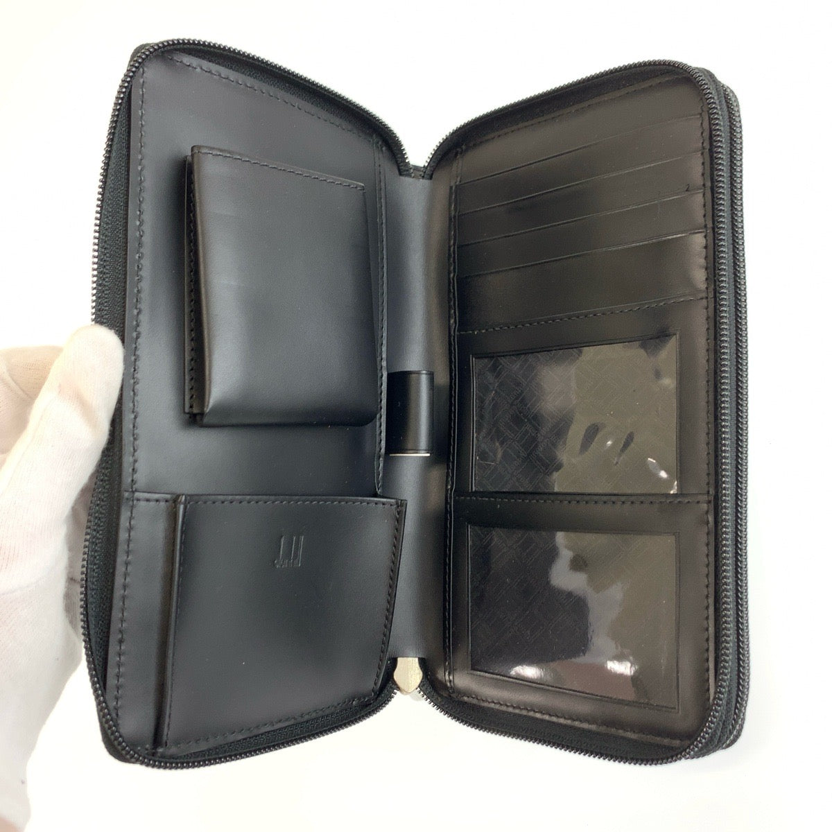 25908
Dunhill ダンヒル マイクロディーエイト ブラック 黒 シルバー金具 レザー 長財布 オーガナイザー トラベルケース メンズ ABP21