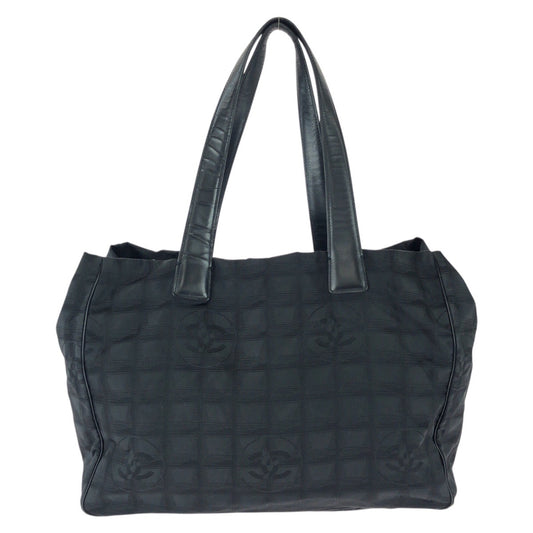 25929
CHANEL シャネル ニュートラベルラインMM ココマーク ブラック 黒 ゴールド金具 ナイロン / レザー トートバッグ ショルダーバッグ レディース B21