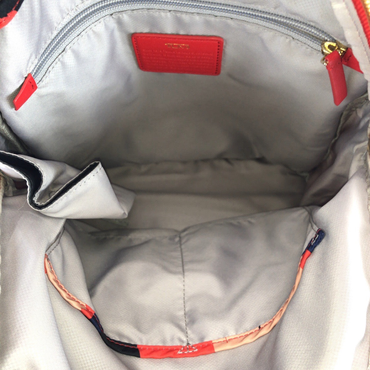 25934
TUMI トゥミ ヴォヤジュール ハーゲン レッド ゴールド金具 ナイロン / レザー 109965 リュックサック バックパック レディース ABP16