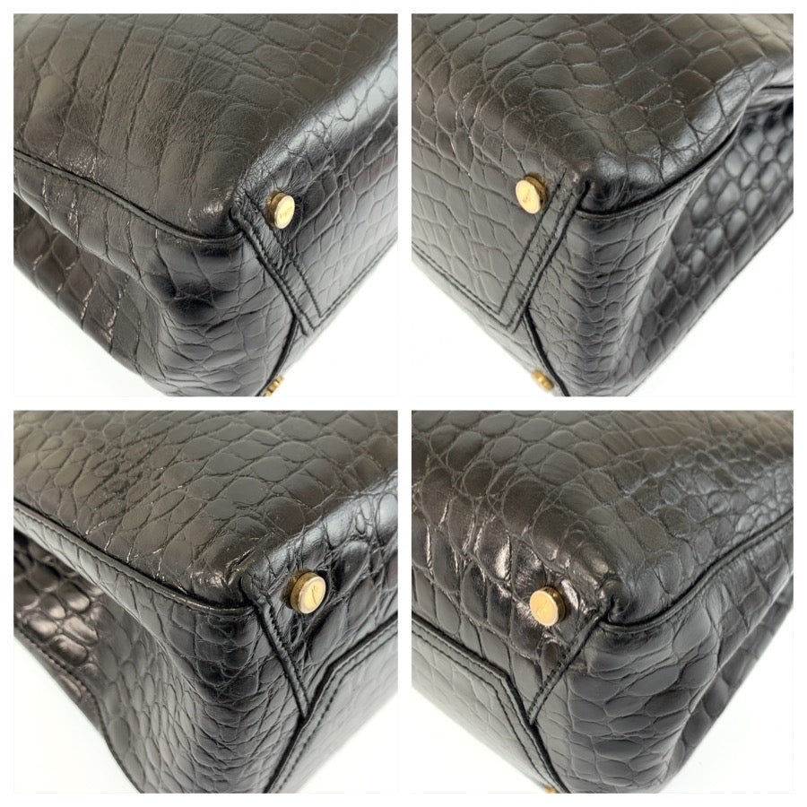25944
Salvatore Ferragamo サルヴァトーレフェラガモ ヴァラ 型押し ブラック 黒 ゴールド金具 レザー BA-21 8254 トートバッグ ショルダーバッグ レディース ABP28