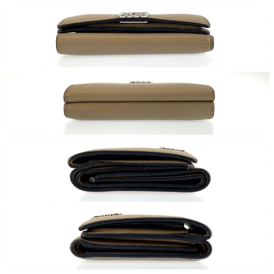 25949
LOEWE ロエベ アナグラム ベージュ シルバー金具 レザー 折財布 トライフォールドウォレット レディース ABP21