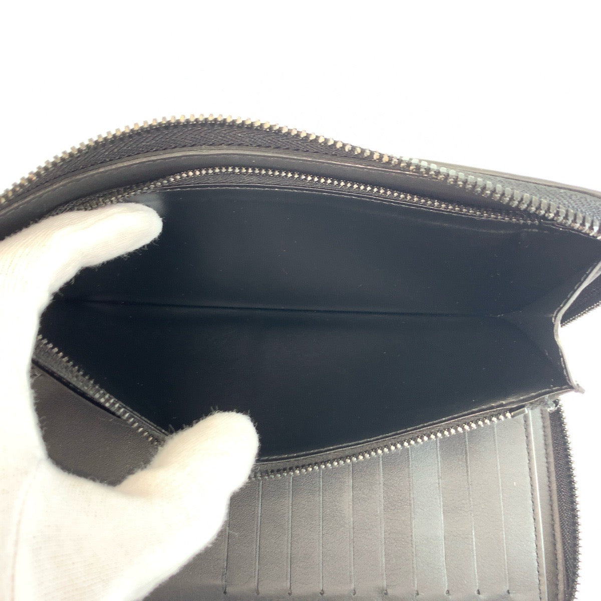25953
LOUIS VUITTON ルイヴィトン モノグラムシャドウ ジッピーウォレットヴェルティカル ノワール ブラック レザー M62902 長財布 ロングウォレット メンズ A38