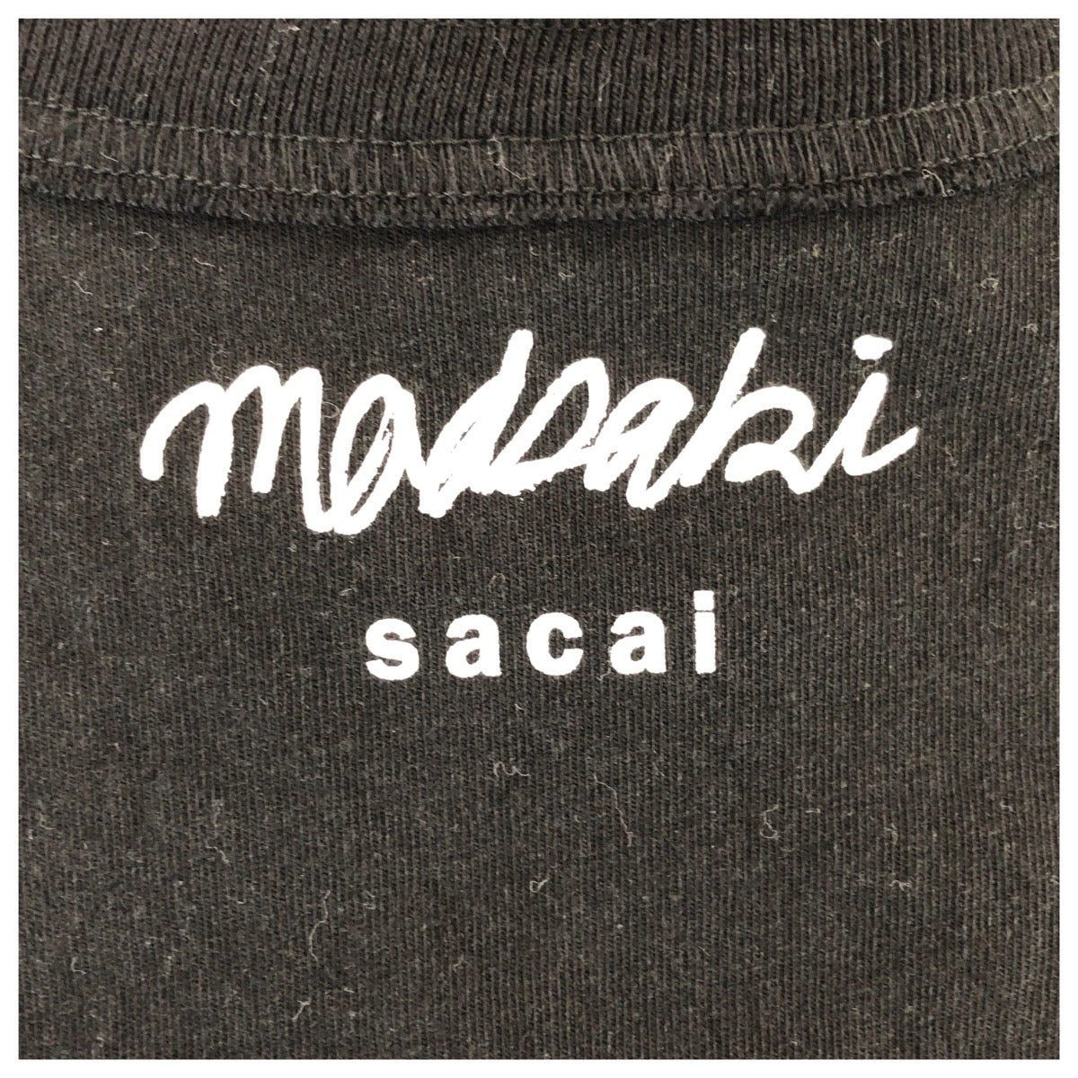 25956
Sacai サカイ sacai x MADSAKI サイズ4 ブラック 黒 コットン 22-0409S 半袖Ｔシャツ カットソー メンズ ABP120
